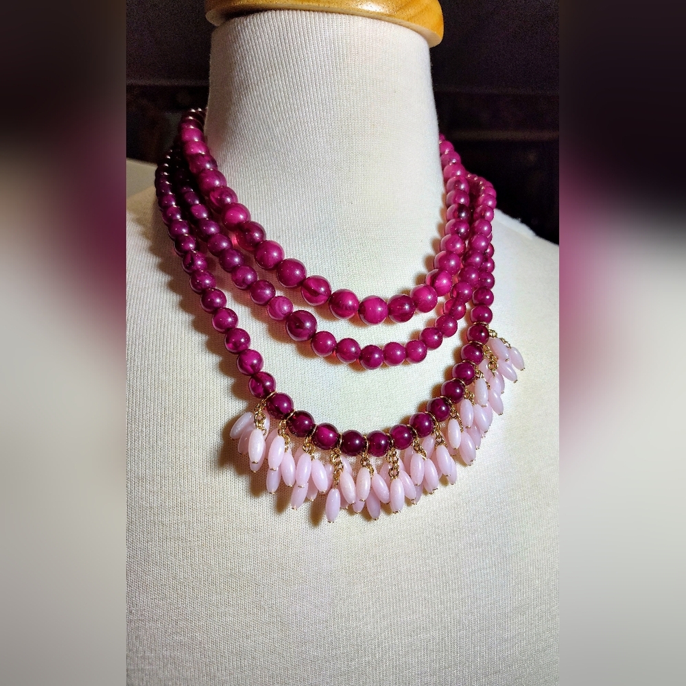 Elegant Raspberry Pink Beaded Necklace NWOT